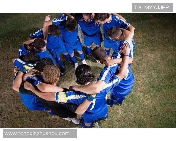 成都足球队荣登足球团队协作排行榜第十名展现团队精神与实力